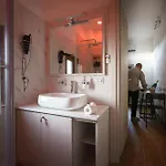 N5 Guest House- Ombrellone Gratis Incluso A Lido- Отель типа 