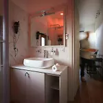 N5 Guest House- Ombrellone Gratis Incluso A Lido- 4* Катандзаро