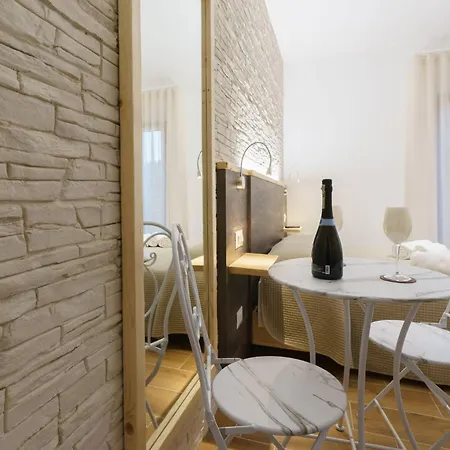 Nocleg ze śniadaniem N5- Ombrellone Gratis Incluso A Lido- 4*
