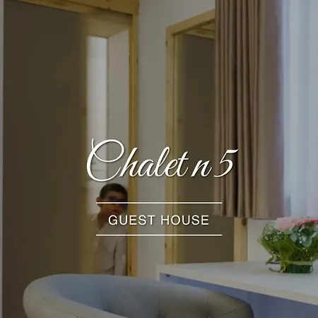 Chalet n5 Guest House- Ombrellone GRATIS incluso a Catanzaro Lido- Bed and breakfast Catanzaro