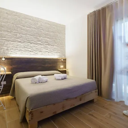 לינה וארוחת בוקר N5