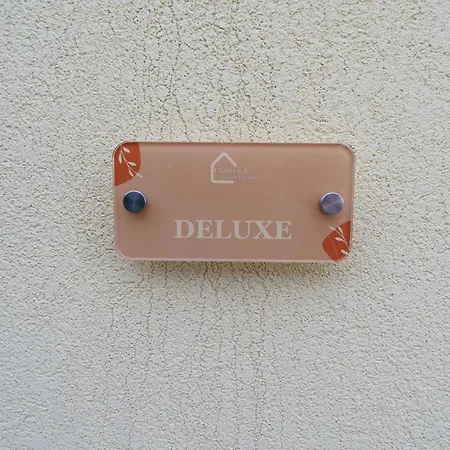 N5 Guest House- Ombrellone Gratis Incluso A Lido- Couette-café 4*