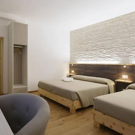 N5 Guest House- Ombrellone Gratis Incluso A Lido- 4* Catanzaro