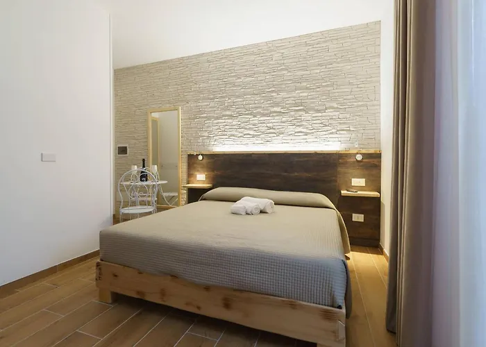 Couette-café N5 Guest House- Ombrellone Gratis Incluso A Lido-