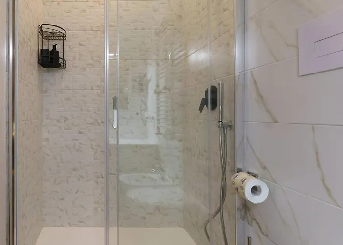 N5 Guest House- Ombrellone Gratis Incluso A Lido- Couette-café 4*