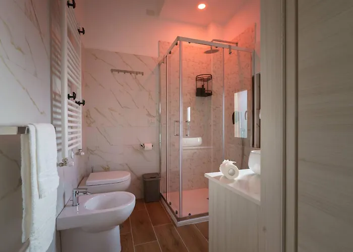 N5 Guest House- Ombrellone Gratis Incluso A Lido- 4* Catanzaro