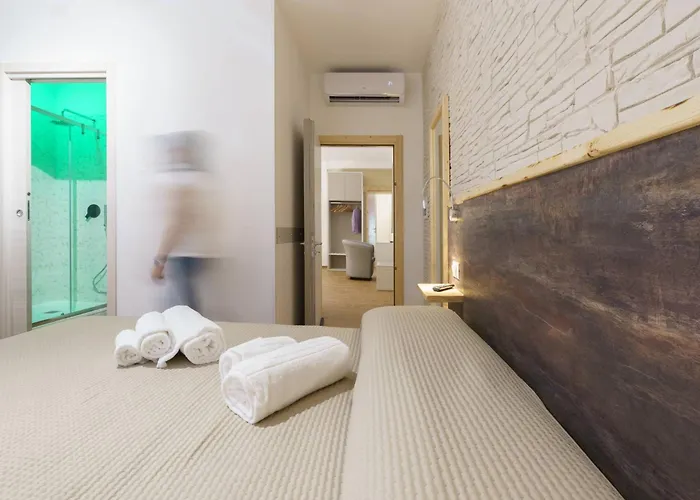 Couette-café N5 Guest House- Ombrellone Gratis Incluso A Lido- Catanzaro